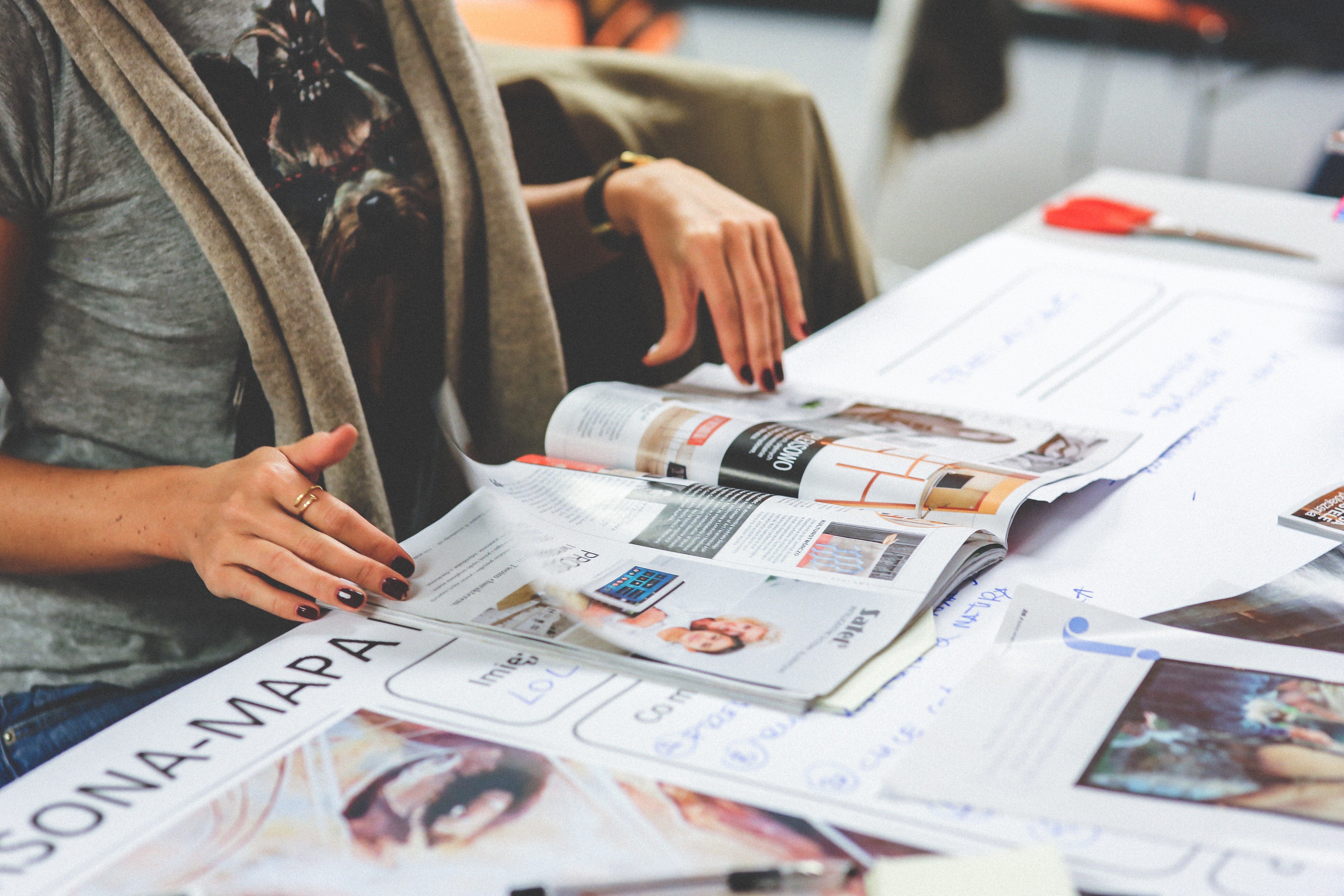 Leia mais sobre o artigo JORNAL OU REVISTA? QUAL É O MELHOR MEIO PARA PUBLICAR CONTEÚDO IMPRESSO?